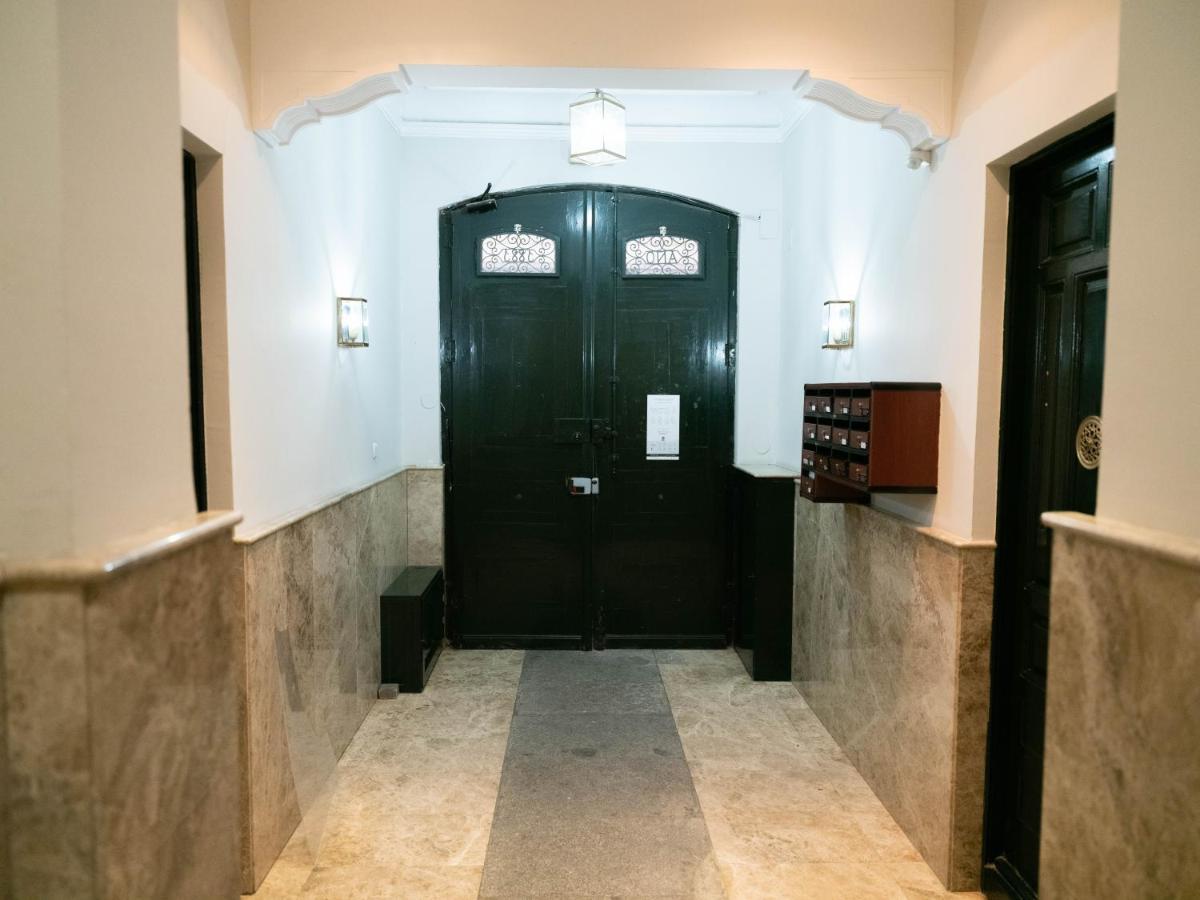 Slow Suites Sol マドリード エクステリア 写真